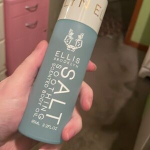 Ellis Brooklyn salt body oil